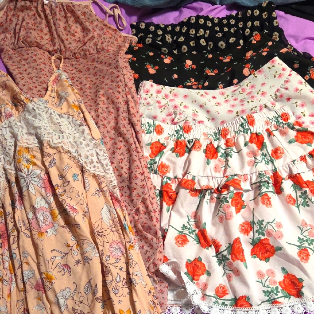Floral and Lace Dresses Collection